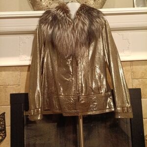 Diadema of Spain premium metallic leather coat with soft fox collar